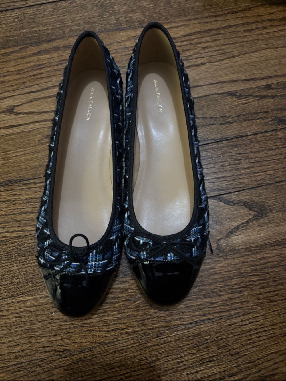 Anne Taylor Black Tweed Cap-Toe Ballet Flats